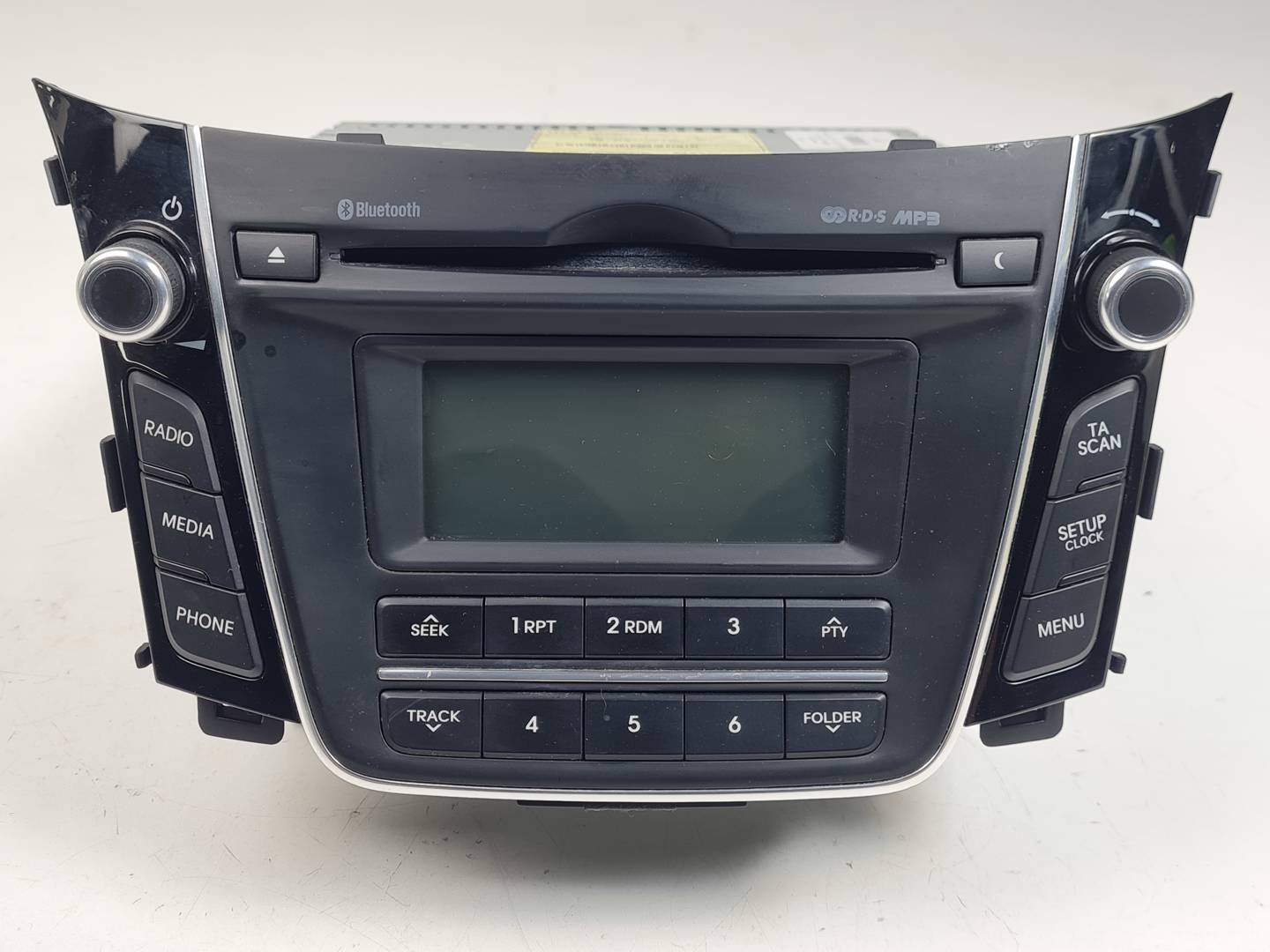SISTEMA AUDIO / RADIO CD - 96170A6210GU - HYUNDAI - i30CW (GD)
