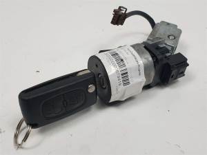 ANTIRROBO 9663123380 PEUGEOT 3008 (T84) Autodesguaces Alicante