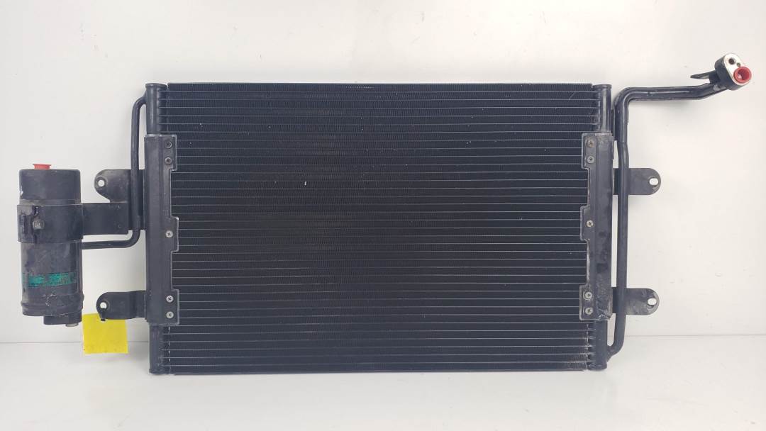 CONDENSADOR / RADIADOR AIRE ACONDICIONADO - 1J0820411C - VOLKSWAGEN - GOLF IV BERLINA (1J1)