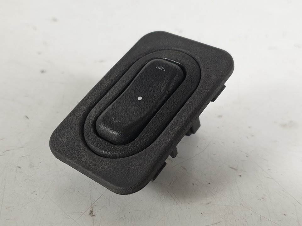 MANDO ELEVALUNAS DELANTERO IZQUIERDO - 13363102 - OPEL - MERIVA