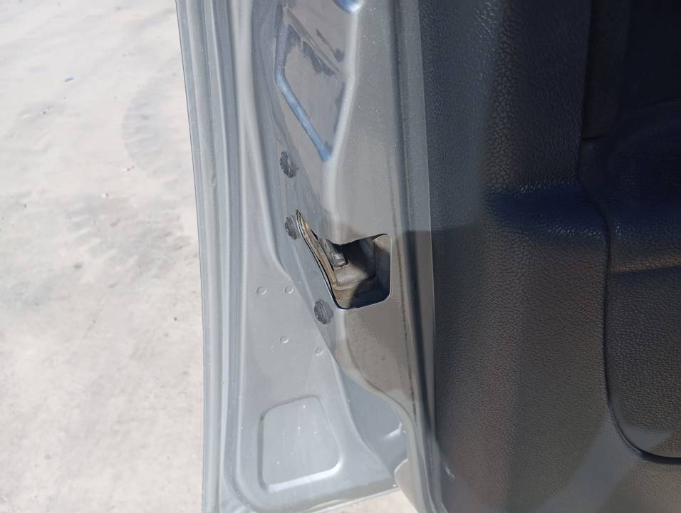CERRADURA PUERTA DELANTERA IZQUIERDA