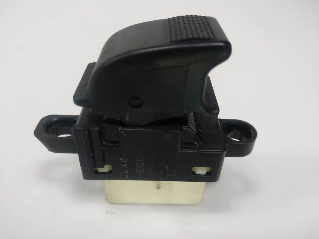 MANDO ELEVALUNAS DELANTERO DERECHO - MAZDA - PREMACY (CP)