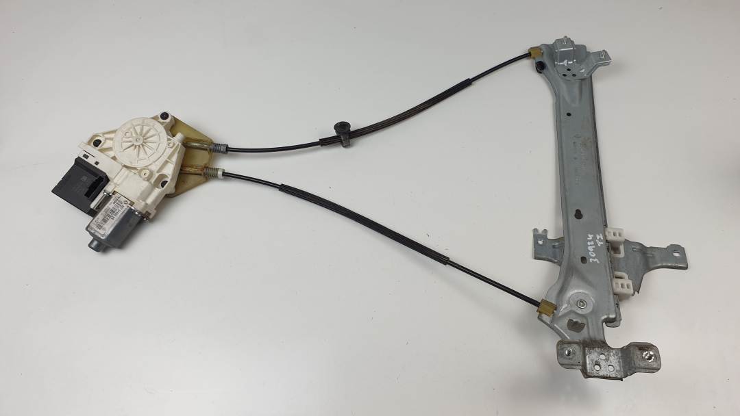 ELEVALUNAS TRASERO IZQUIERDO - 827210008R - RENAULT - MEGANE III SPORT TOURER
