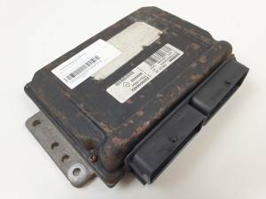 CENTRALITA MOTOR UCE S110010004C RENAULT MEGANE I FASE 2 BERLINA (BA0) Autodesguaces Alicante