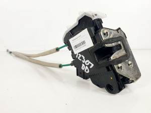 CERRADURA PUERTA DELANTERA DERECHA 7122035000 SSANGYONG TIVOLI Autodesguaces Alicante