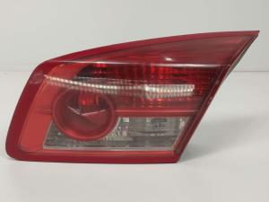 PILOTO TRASERO DERECHO INTERIOR 8200384034 RENAULT VEL SATIS (BJ0) Autodesguaces Alicante