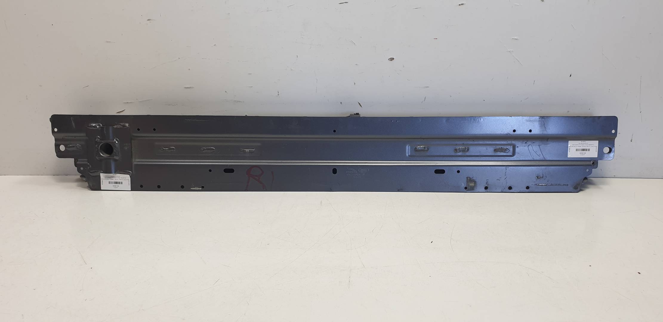 REFUERZO PARAGOLPES TRASERO - GX7310005AF - JAGUAR - XE
