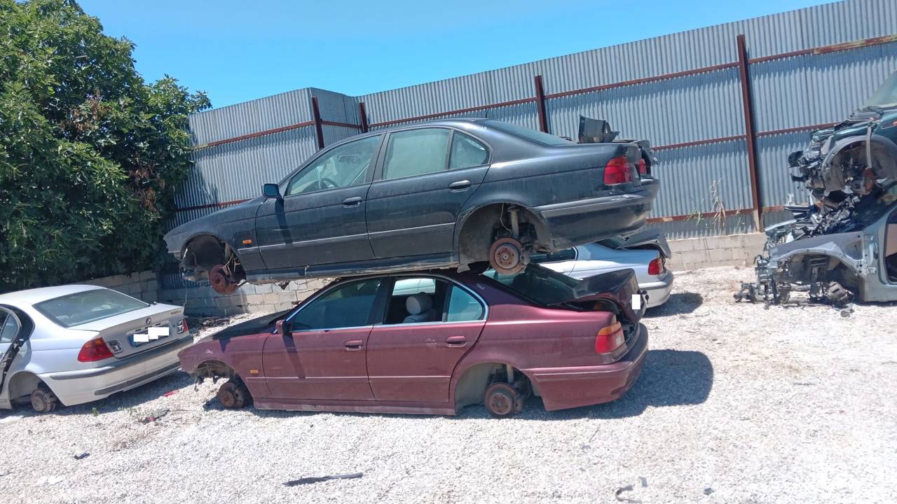Imagen del vehículo BMW SERIE 5 BERLINA (E39)