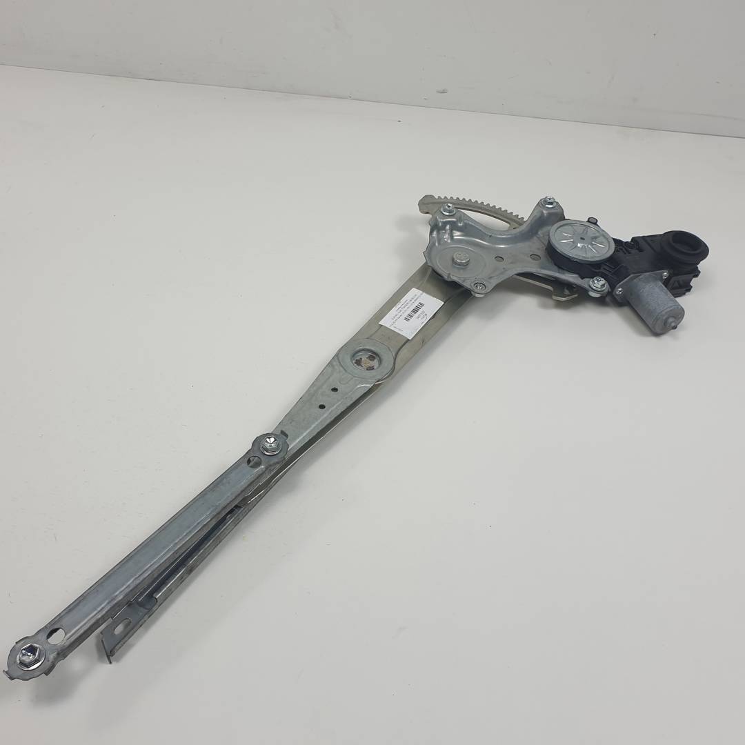 ELEVALUNAS TRASERO DERECHO - 8571048131 - LEXUS - RX Series (AL20)