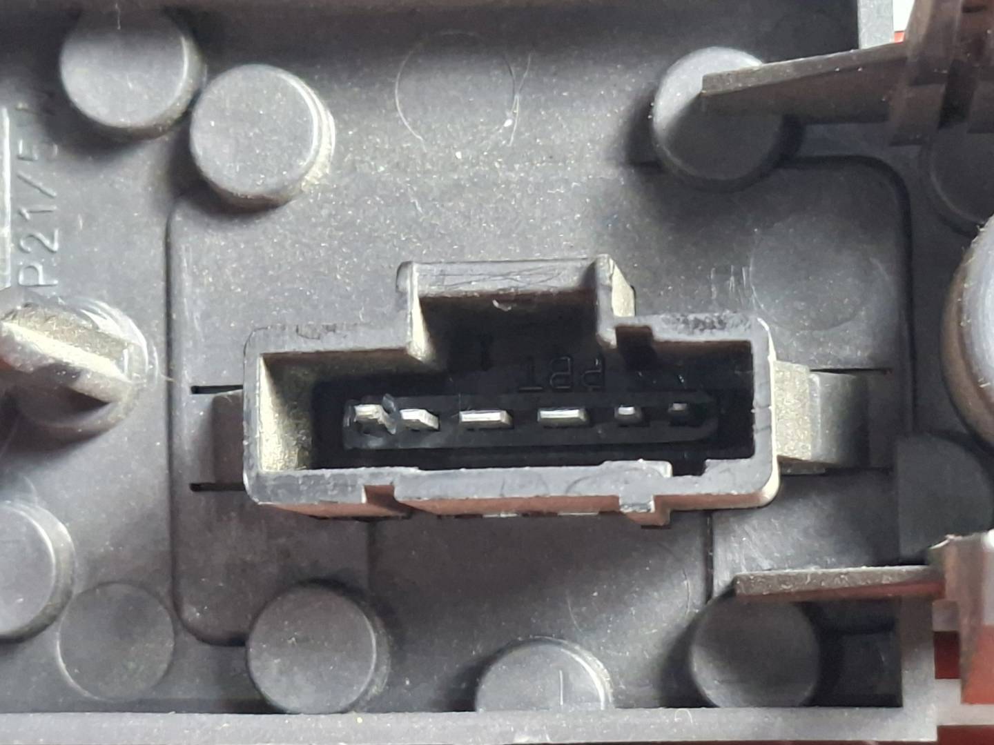 Foto 4 de Piloto Trasero Derecho Peugeot 1007 (2005–2010)