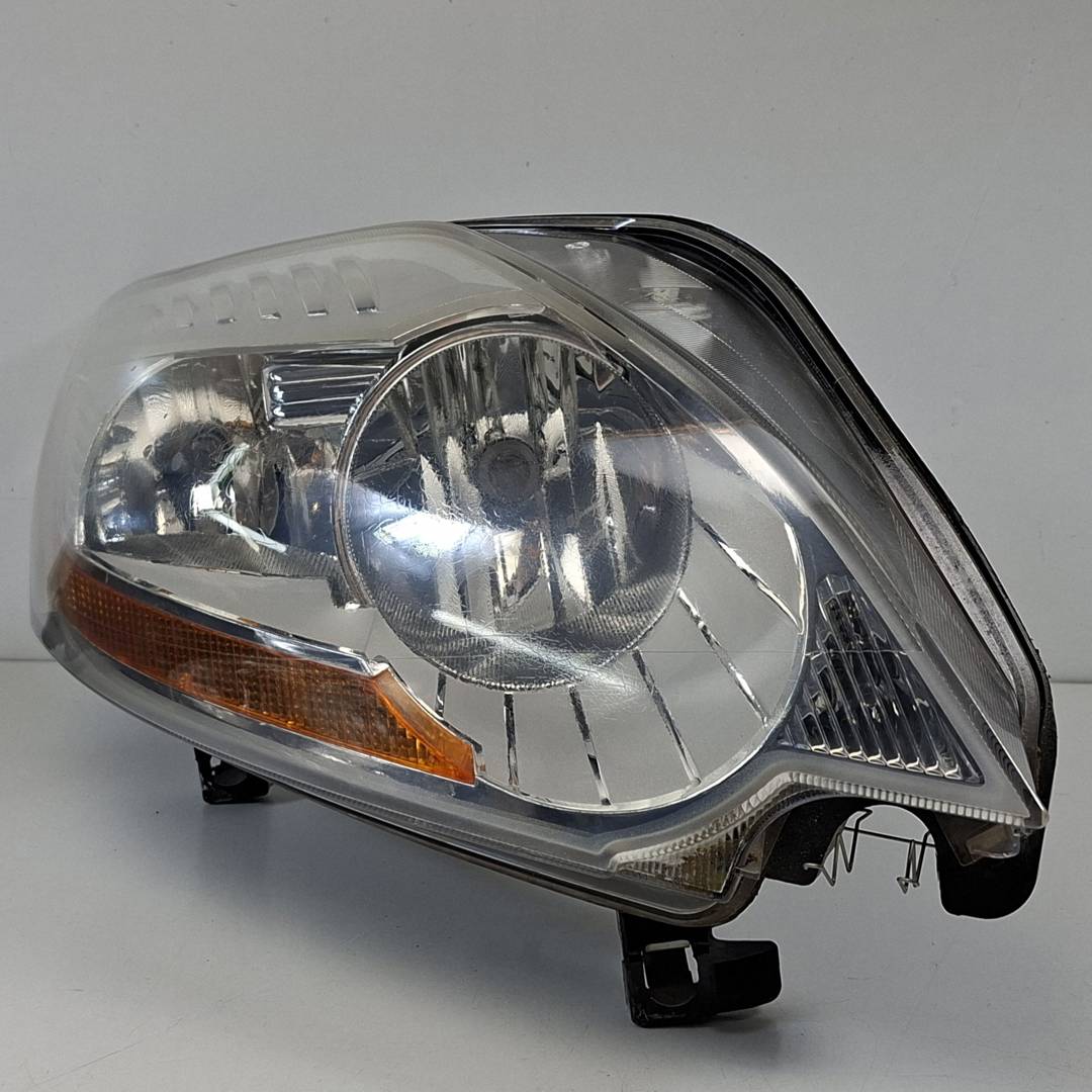 FARO DERECHO - 8V4113W029BE - FORD - KUGA (CBV)
