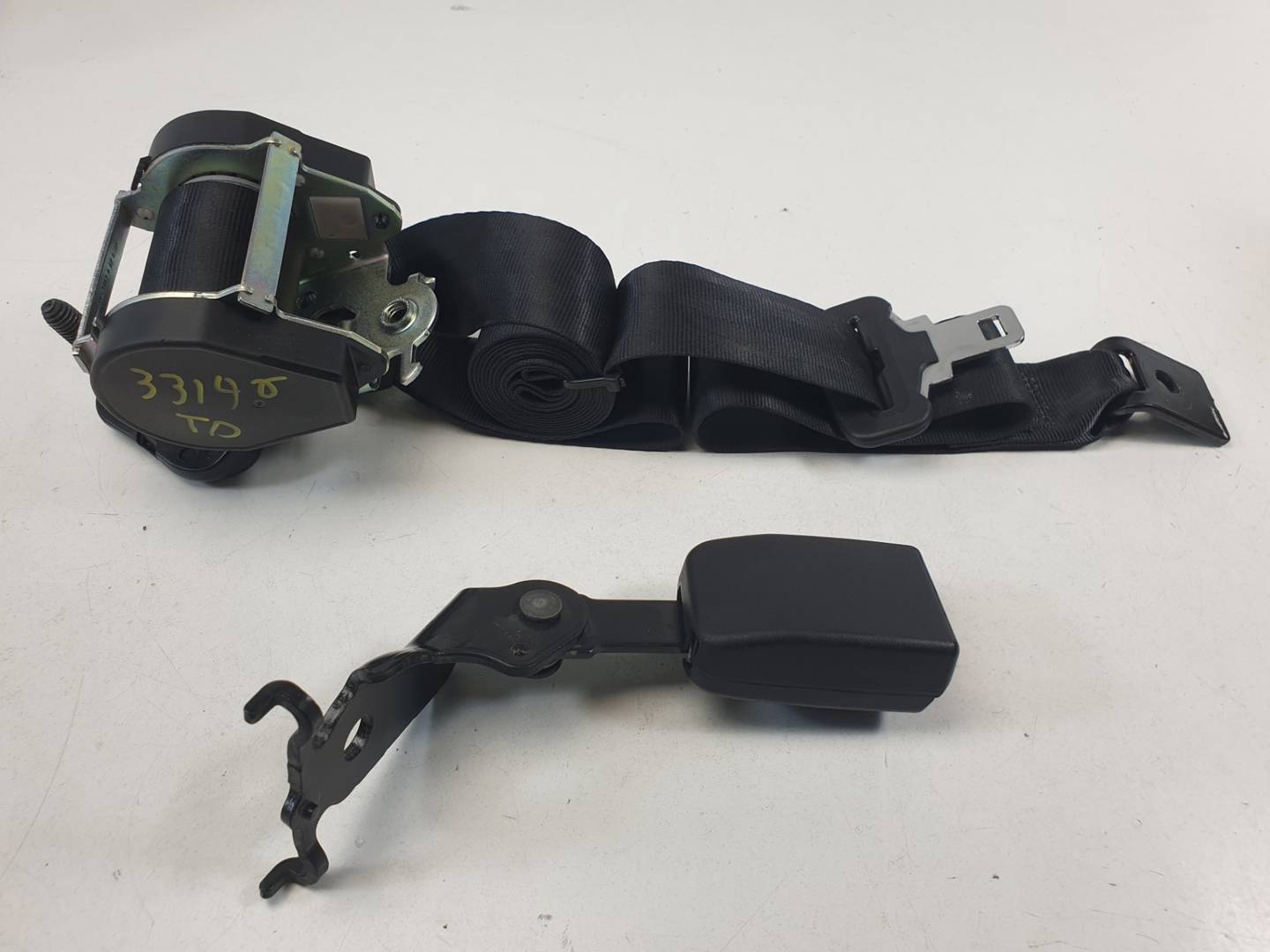 Sicherheitsgurt hinten rechts - 888400041R - RENAULT - MEGANE III SPORT TOURER