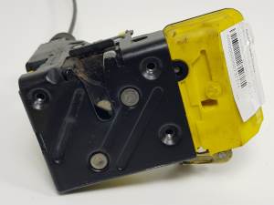 CERRADURA PUERTA DELANTERA DERECHA 8650547 VOLVO S80 BERLINA (P2) Autodesguaces Alicante