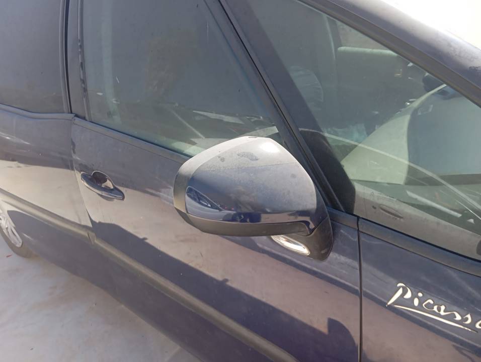 RETROVISOR DERECHO