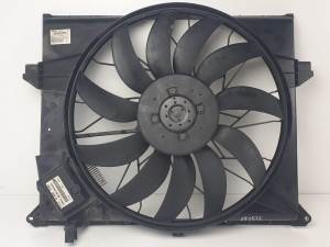 ELECTROVENTILADOR A1645000093 MERCEDES CLASE M (W164) Autodesguaces Alicante
