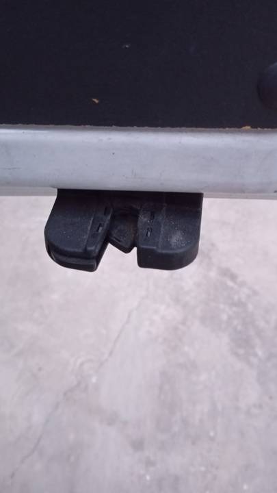 CERRADURA MALETERO / PORTON