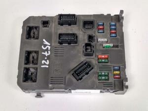 CAJA RELES / FUSIBLES S118085310 PEUGEOT 206 CC Autodesguaces Alicante