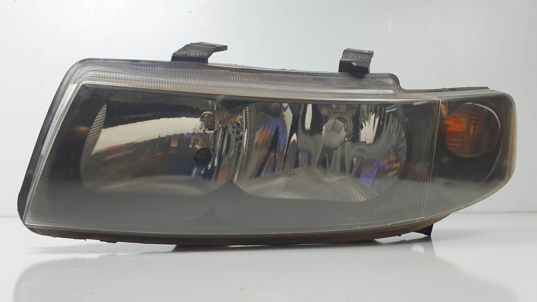 FARO IZQUIERDO - 1M1941001D - SEAT - TOLEDO (1M2)
