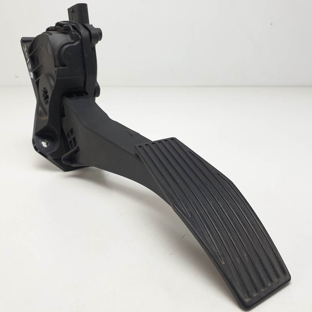 POTENCIOMETRO PEDAL - 13466235 - OPEL - ASTRA K SPORTS TOURER