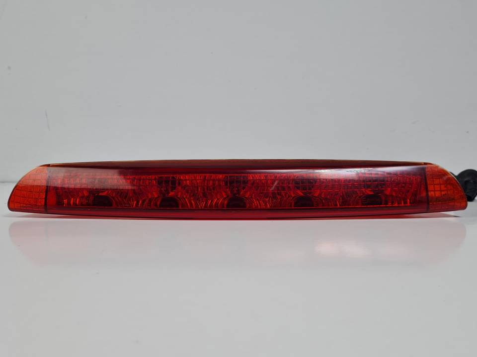LUZ CENTRAL DE FRENO 83800210 SSANGYONG RODIUS Autodesguaces Alicante