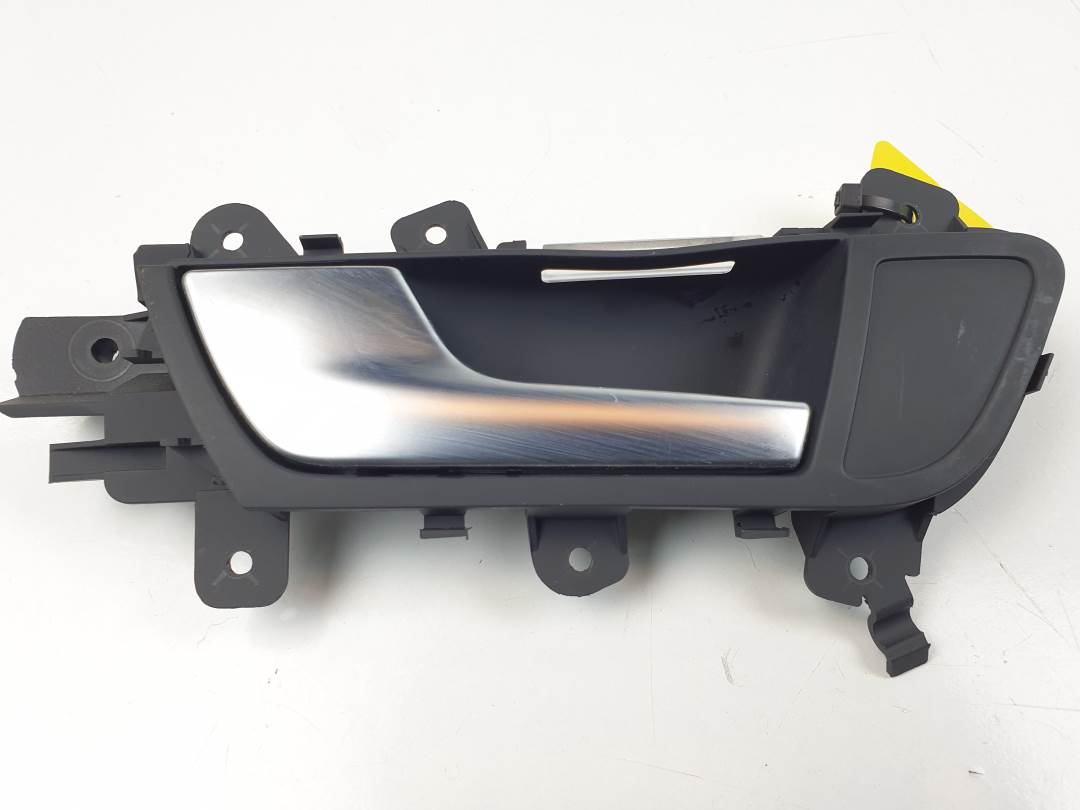 MANETA INTERIOR TRASERA IZQUIERDA - 8K0839019 - AUDI - A4 BER. (B8)