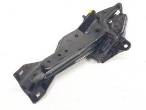 CERRADURA CAPOT 811303E000 KIA SORENTO Autodesguaces Alicante