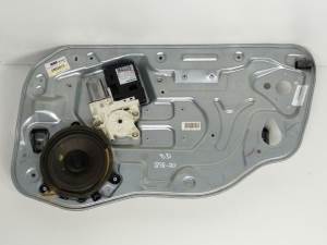 ELEVALUNAS DELANTERO DERECHO 994582108 VOLVO V50 FAMILIAR Autodesguaces Alicante