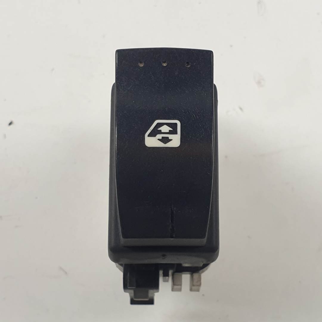 Fensterheberschalter vorne rechts - 060046A - RENAULT - CLIO II FASE II (B/CB0)