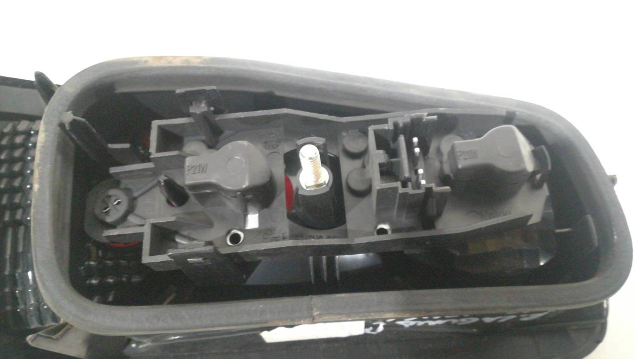 PILOTO TRASERO DERECHO INTERIOR