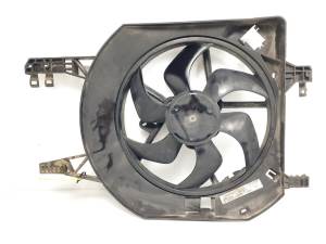 ELECTROVENTILADOR 8200409469C OPEL VIVARO FURGÓN/COMBI (07.2006 =>) Autodesguaces Alicante