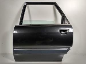 PUERTA TRASERA IZQUIERDA AUDI 100 BERLINA (443) Autodesguaces Alicante