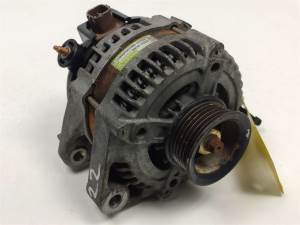 ALTERNADOR 2706020290 LEXUS RX 300(MCU35) Autodesguaces Alicante