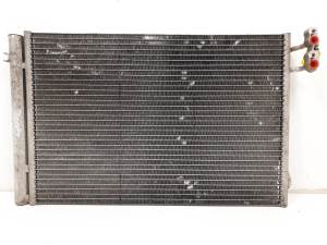 CONDENSADOR / RADIADOR AIRE ACONDICIONADO 6453693003804 BMW SERIE 1 BERLINA (E81/E87) Autodesguaces Alicante