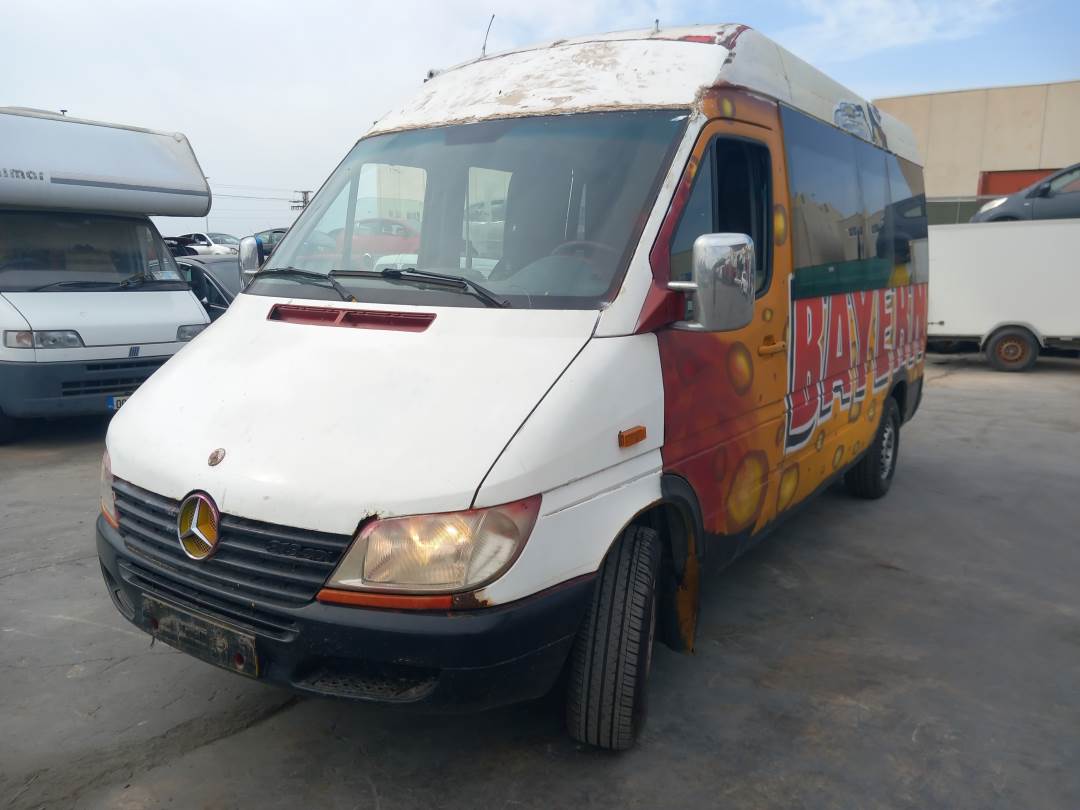MERCEDES SPRINTER 02.00 -> CAJA CERRADA (1999 - 2006)