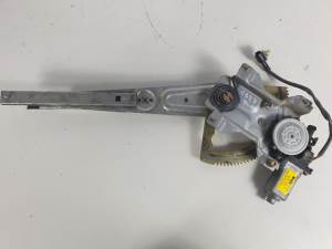 ELEVALUNAS TRASERO DERECHO 834603E000 KIA SORENTO Autodesguaces Alicante