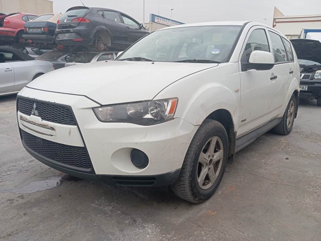 MITSUBISHI OUTLANDER (CW0) (2009 - 2012)