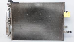 CONDENSADOR / RADIADOR AIRE ACONDICIONADO RENAULT CLIO III Autodesguaces Alicante