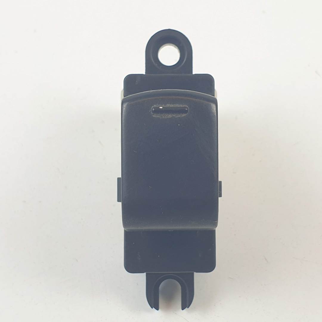 MANDO ELEVALUNAS DELANTERO DERECHO - NISSAN - MICRA (K13)