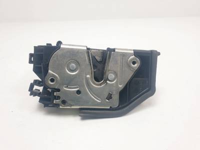 CERRADURA PUERTA TRASERA DERECHA 7202148 BMW SERIE 1 BERLINA (E81/E87) Autodesguaces Alicante