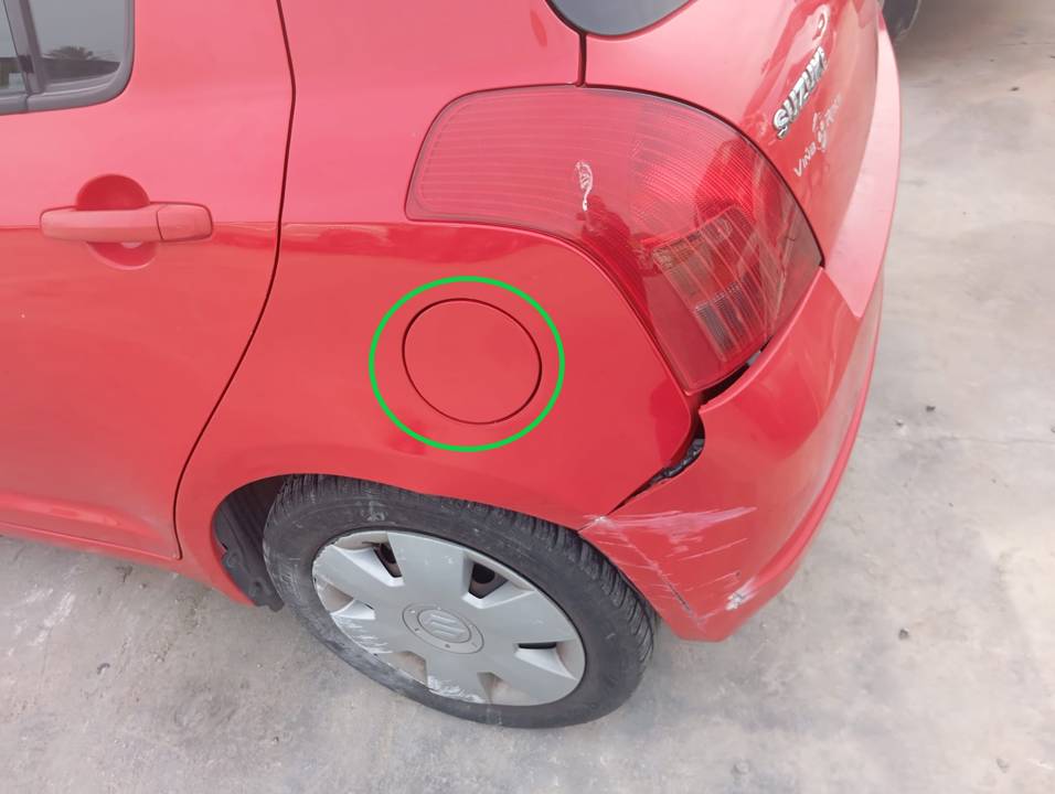 TAPA EXTERIOR COMBUSTIBLE