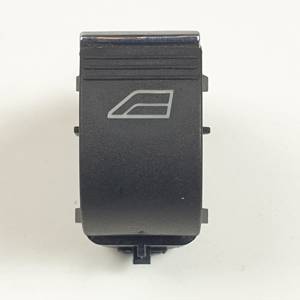 MANDO ELEVALUNAS DELANTERO DERECHO BM5T14529AA FORD FOCUS LIM. (CB8) Autodesguaces Alicante