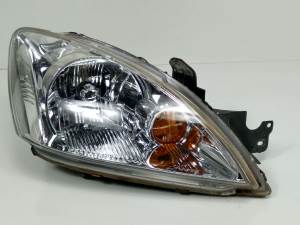 FARO DERECHO MITSUBISHI LANCER BERLINA/FAMILIAR (CS0AW) Autodesguaces Alicante