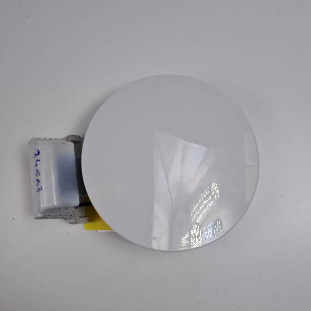 TAPA EXTERIOR COMBUSTIBLE - 695102S000 - HYUNDAI - IX35