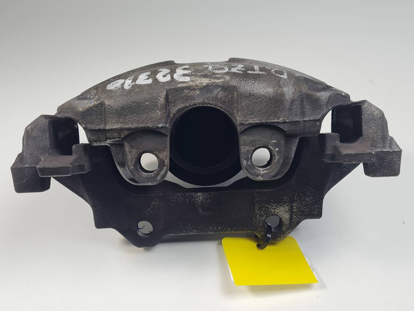 PINZA FRENO DELANTERA IZQUIERDA - BV612B302 - FORD - KUGA (CBS)