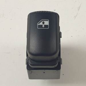MANDO ELEVALUNAS TRASERO DERECHO HYUNDAI SANTA FE (BM) Autodesguaces Alicante