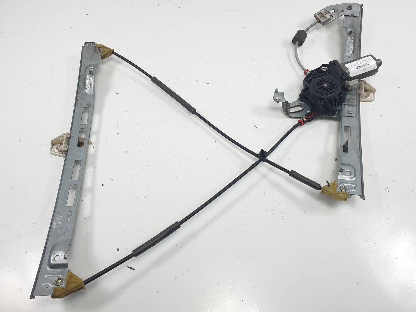 ELEVALUNAS DELANTERO DERECHO - PEUGEOT - 206+