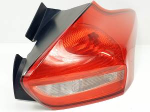 PILOTO TRASERO DERECHO F1EB13404BC FORD FOCUS LIM. Autodesguaces Alicante