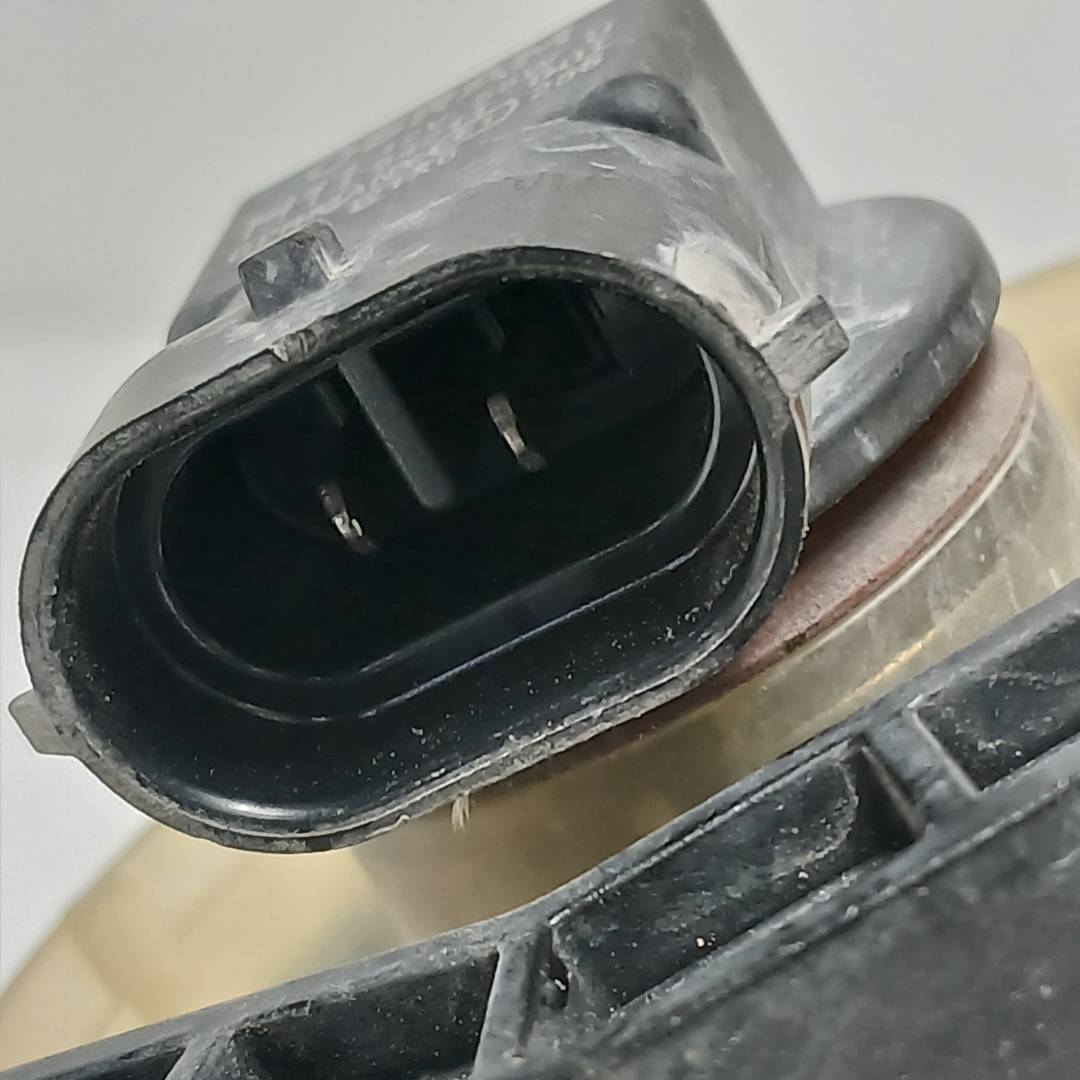 Foto 3 de Faro Antiniebla Derecho Ford Mondeo Berlina (ge) (2000–2007)
