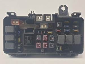 CAJA RELES / FUSIBLES 3825AS1AE200 HONDA ACCORD BERLINA (CG7-9/CH1-7) Autodesguaces Alicante