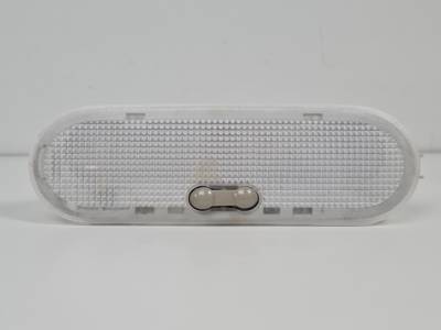 LUZ INTERIOR 8200074362 DACIA LOGAN II Autodesguaces Alicante